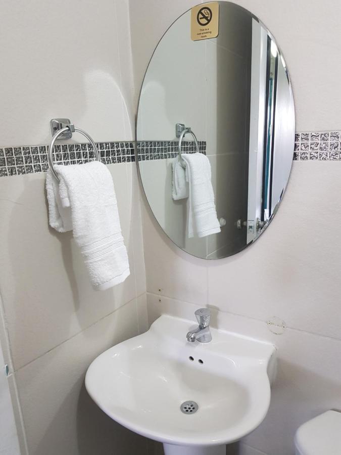 The Jazmine'S Apartment A Oranjestad Bagian luar foto