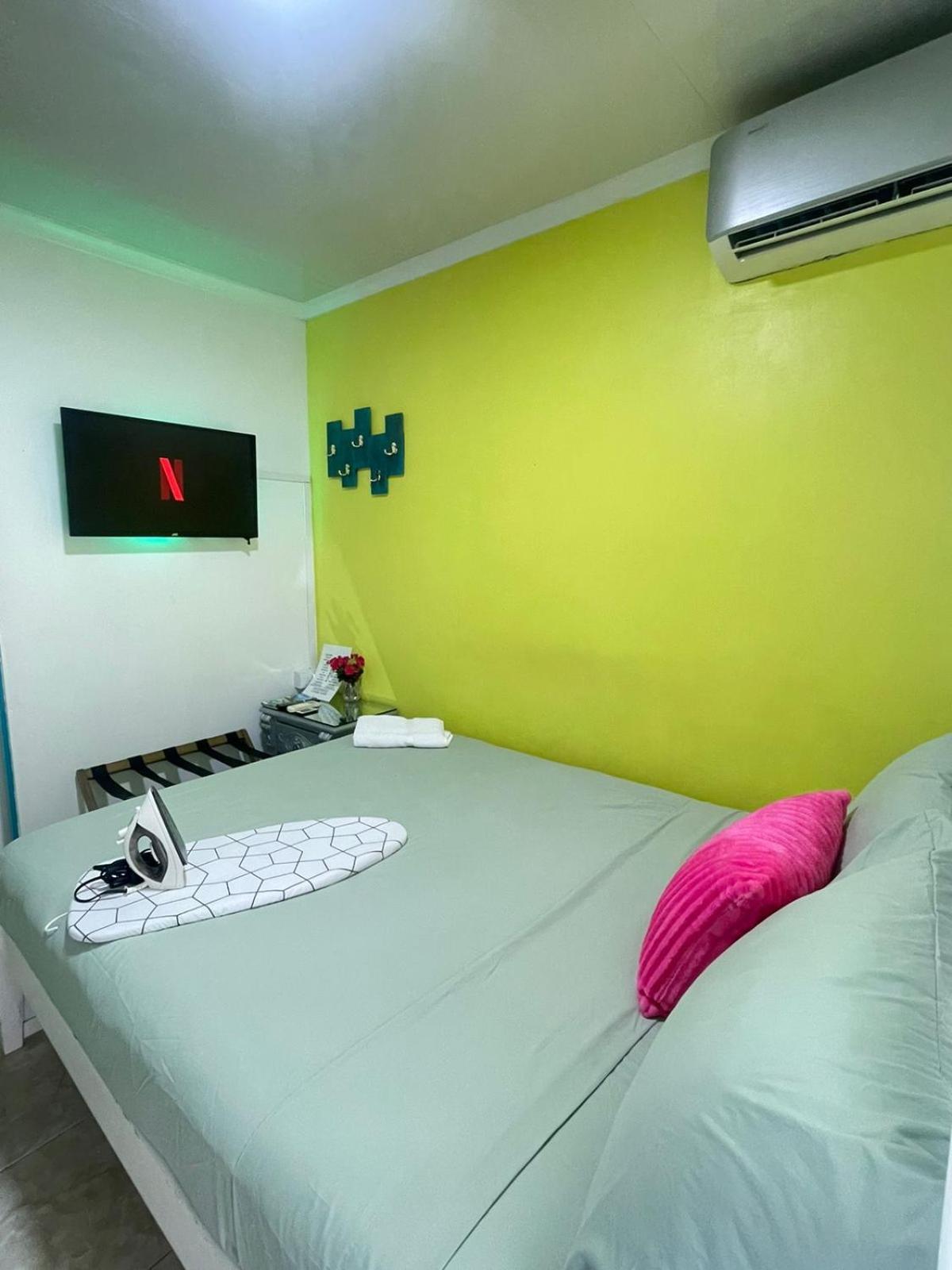 The Jazmine'S Apartment A Oranjestad Bagian luar foto